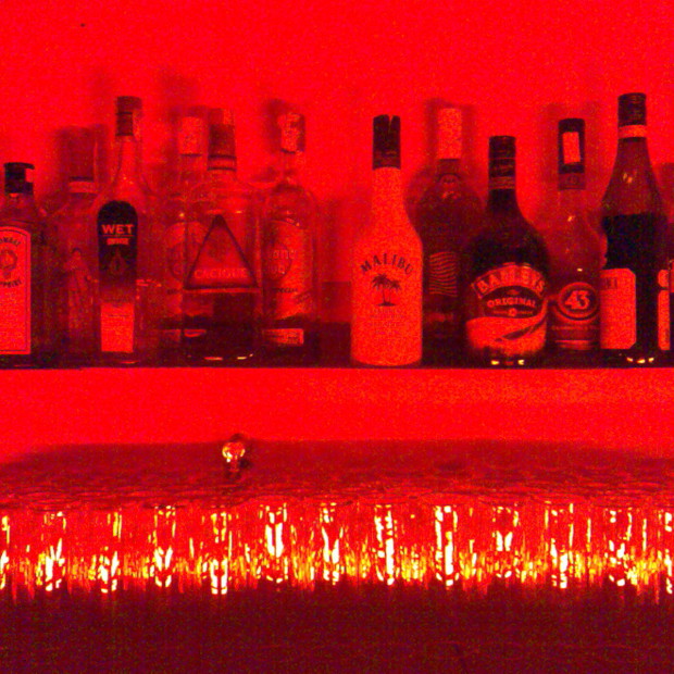 Bar vermell